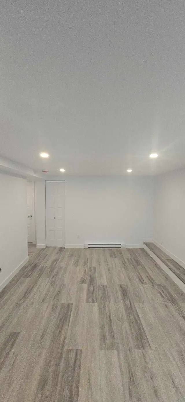 New 3 1/2 condo