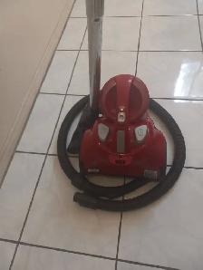 DIRT DEVIL  VACUUM - Photo 2