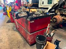 SALE! Heavy-Duty Work Bench with 1100L Oil Tank, Pump & 40' Hose - Photo 2