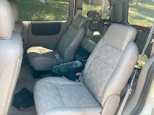 2007 Pontiac Montana SV6 van - Photo 9
