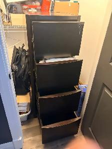 Very nice filing cabinet for sale for $125 - Photo 2