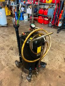 SHOP SALE! JohnDow Industries Crew Chief 20G Fluid Evacuator - Photo 3