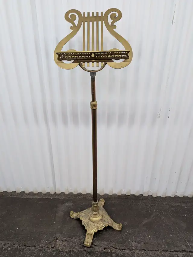 Antique Lyre Music Stand