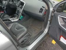 VOLVO XC60 2012 T6 Silver 177kkm - Photo 8