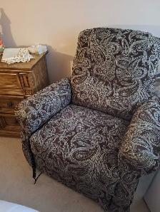 lift chair.  Great conditon.
