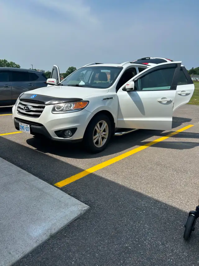 2012 Hyundai Santa Fe Sport A.W.D.  3.6