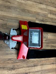 Pallet Jack with Scale Weigh KGS and LBS 5500 lBS Capacity - Photo 2