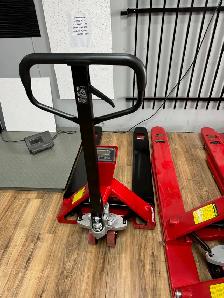 Pallet Jack with Scale Weigh KGS and LBS 5500 lBS Capacity - Photo 4