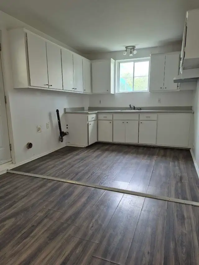 Boisbriand 4 1/2 demi-sous-sol