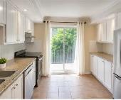 5 1/2 spacious Apartment for Rent - Photo 4