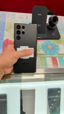 Preowned Samsung S22 Ultra (128GB) for only $499 1YR warranty. - Photo 2