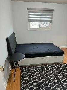Lg Furnished 2nd floor rm - Richmond Hill - Yonge / Elgin Mills