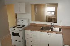 Bright One-Bedroom Apartment – Oshawa (3rd Floor) - Photo 3
