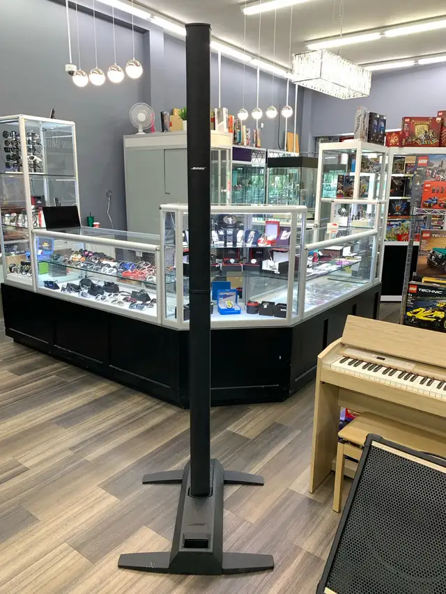 Bose L1 Model 2 Power Stand with Array Towers