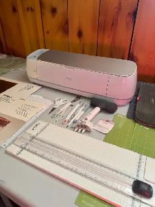 Cricut Maker - Photo 2