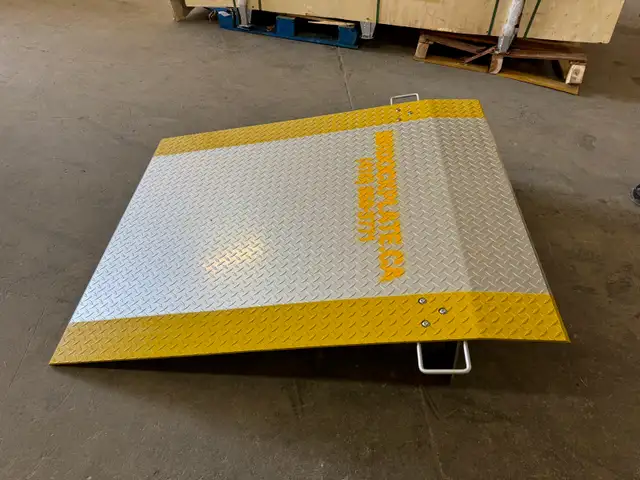 Steel and Aluminum Dock Plates Dock Ramps Warehouse Loading ramp
