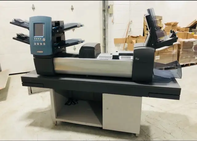 Pitney Bowes DI950 Folding Inserting Machine.