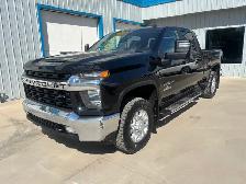 2020 Chevrolet Silverado 2500HD LT - Photo 2