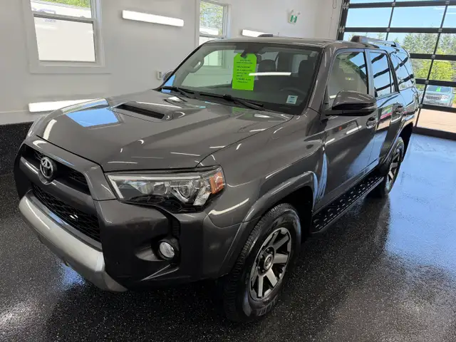 2018 Toyota 4Runner TRD Off-road only 29,000KM! Like New!
