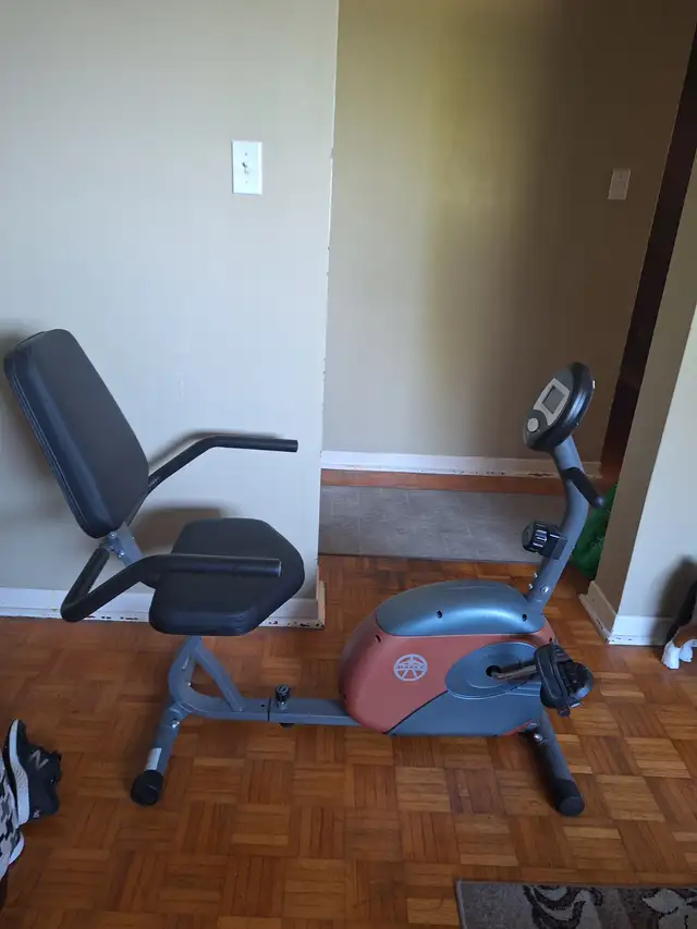 $50 Marcy Recumbent Bike Midland