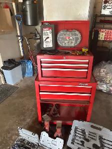 large assortment of tools - Photo 9