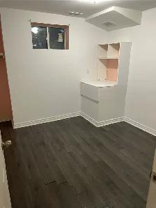 2 bedrooms basement near Humber College - Photo 7