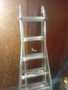 MASTERCRAFT ALUMINUM EXTENSION LADDER - Photo 2