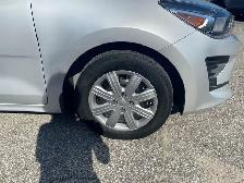 2023 Kia Rio 5 LX  WITH HD RADIO! - Photo 5