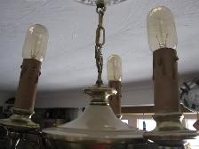 1930s ANTIQUE BRASS 3 ARM PAN CANDLEWICK CEILING LAMP FIXTURE - Photo 2