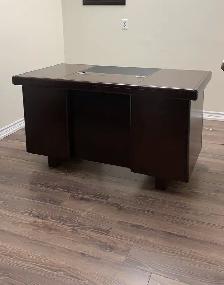 Reception Desks – We’re the Pros ！ - Photo 4