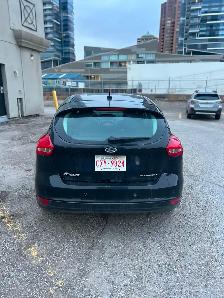 2018 Ford Focus Titanium Hatchback - Photo 5