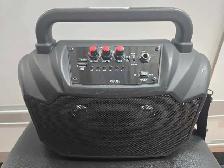 QFX BLUETOOTH SPEAKER WITH CHARGER