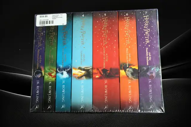 Harry Potter 7 Book Set (SEALED)