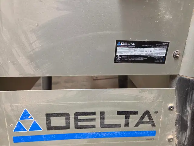 DELTA 36-725 Table Saw, good condition$450.00