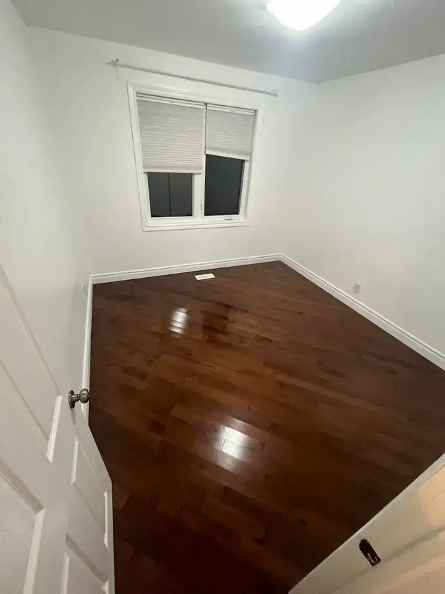 3 BEDROOM HOUSE AVAILABLE IN SCARBOROUGH. HEART OF THE CITY