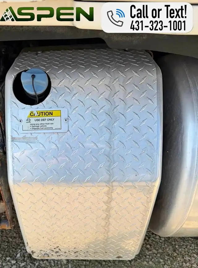 Freightliner CA125 OEM DEF Tank, Cover & Assembly