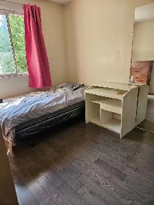 renting  room - Photo 3