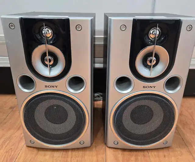 Sony ss-chpx10w book shelf speaker's