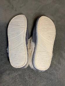 Womens / Mens Furry Slippers brand new - Photo 5