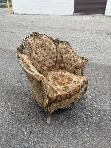Free delivery used Vintage Accent Chair - Photo 2