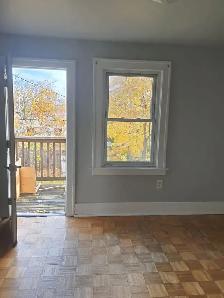 Private room for rent-beside Windsor University - Photo 8