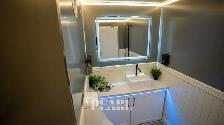 washroom rentals - Photo 5
