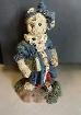 4 FIGURINES EN PORCELAINE, GARCON FILLES: $10.00 CHACUNE