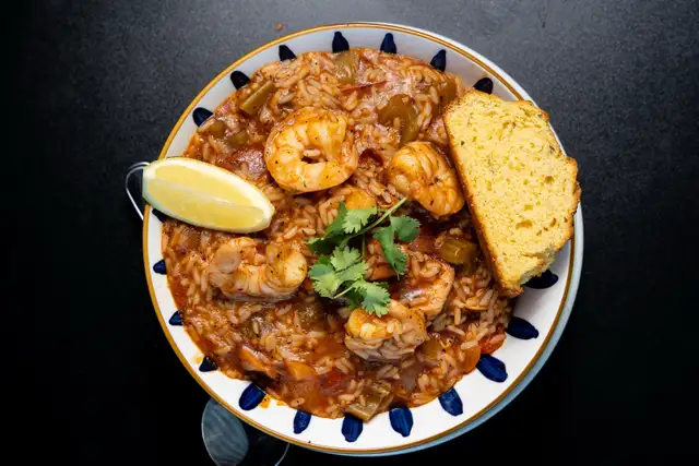 Kitchen manager and chef/cook
