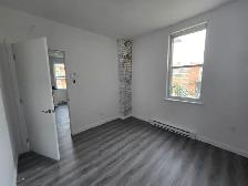 5 1/2 appartement à louer au Plateau Montreal - Photo 2
