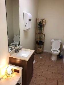 Treatment space Tues Wed Sat Sun downtown Nelson :) - Photo 8