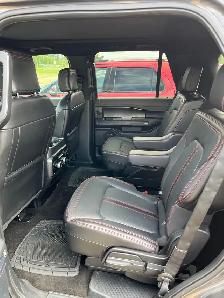 2020 Ford Expedition Stealth Edition - Photo 6