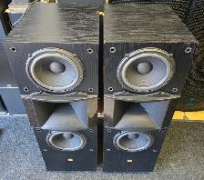 JBL SVA1800 FLOOR STANDING LOUD SPEAKERS - Photo 3