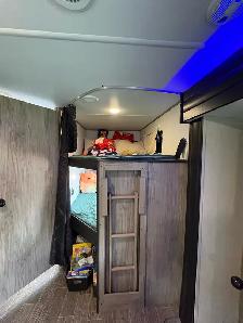 alpha Wolfe travel trailer - Photo 7