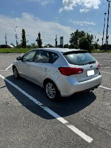 2012 Kia Forte5 EX - Photo 4